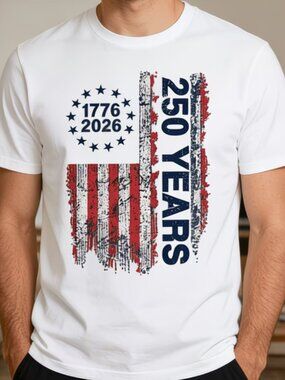 NWT Mens Size XL America 250 Years T-Shirt White Cotton Red White And Blue